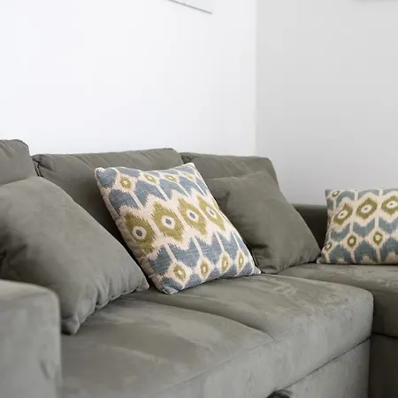 Apartamento Spacious And Bright With Free Parking *