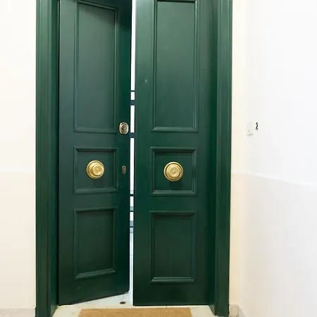Spacious And Bright With Free Parking Florença